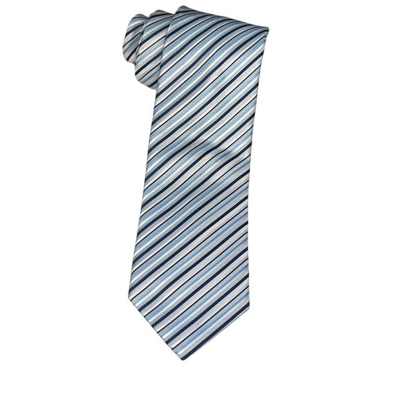 Gian Franco Italy Handmade Microfiber Tie 60” Blue Silver - Picture 9 of 10